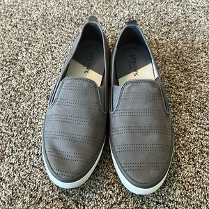 Worn once! Women’s Sperry’s